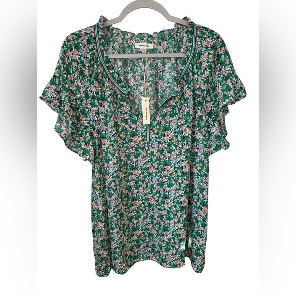 Max Studio Women’s 1X Floral Green Top NWT - Picture 2 of 9